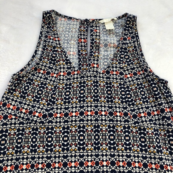 H&M, Geometric Design Sleeveless Dress, Size 4 - Picture 7 of 16